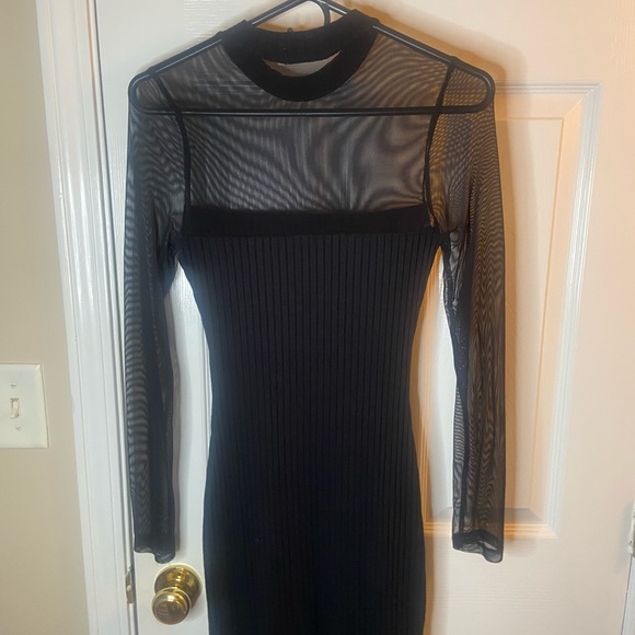 Sweet And Subtle Midi Dress - Picture 2 of 2